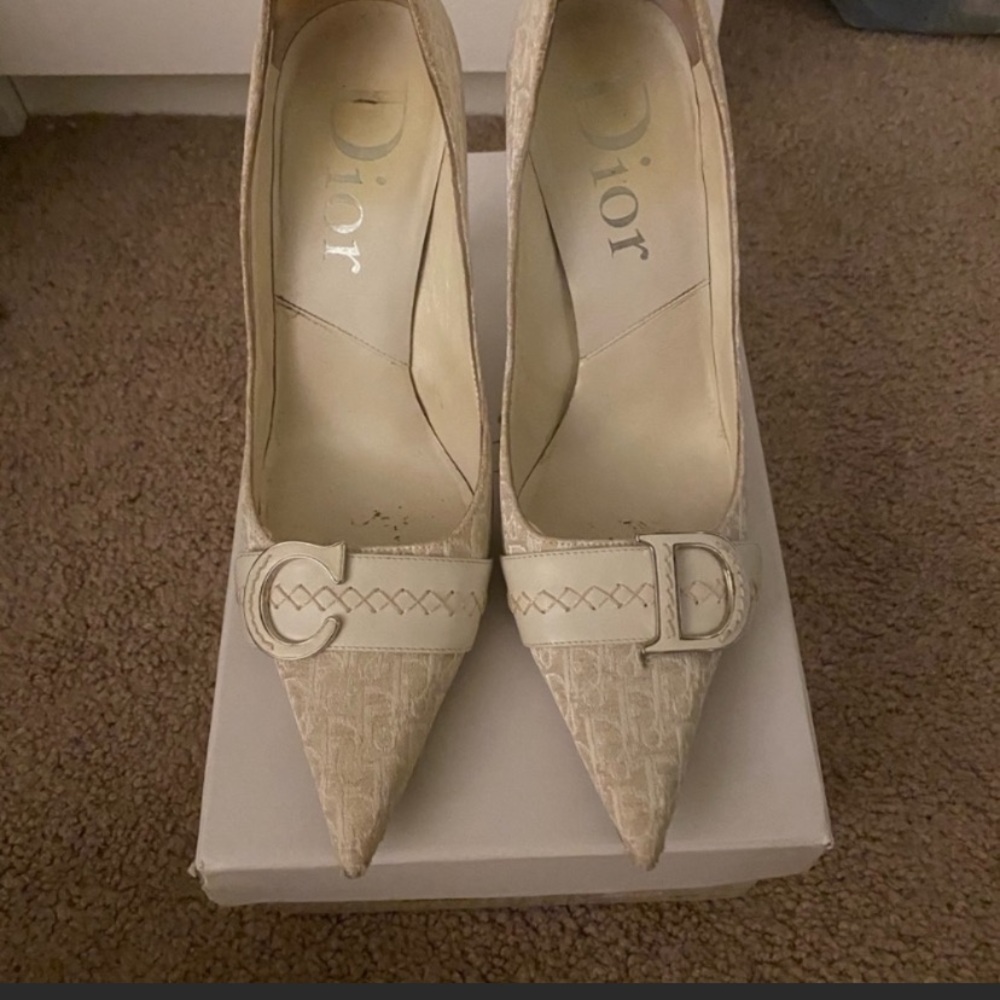 💯% authentic Dior Heels 🥰